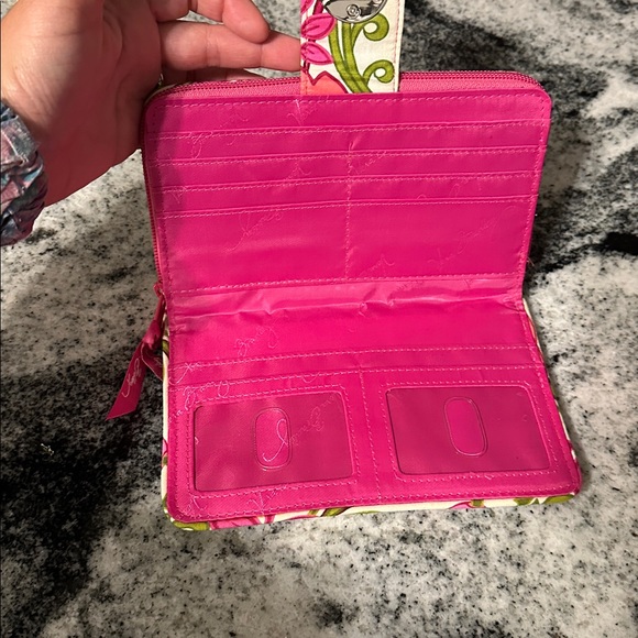 Vera Bradley Lilli Bell Turnlock Wallet Retired Pattern‎ Pink Cream Soft Light - Picture 4 of 6
